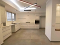 Villa à vendre à Ganei Tikva.